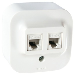 Розетка RJ 45 и телефон Legrand 782228 Quteo