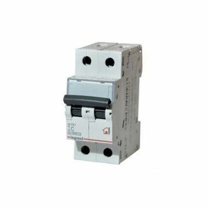 Выключатель 2-полюсный Legrand 403927 TX3 6000 2П C6А Icu 10кA