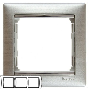 Рамка 3 поста Legrand 770333 Valena