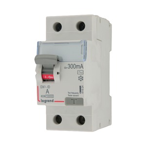 Выключатель 2-полюсный Legrand 411526 DX3-ID 2П AC63А Icu 300мА