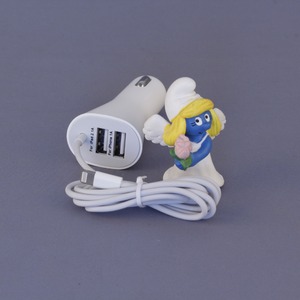 Автомобильное зарядное устройство Ultimate Audio iPhone 5 Multiple Car Charger White