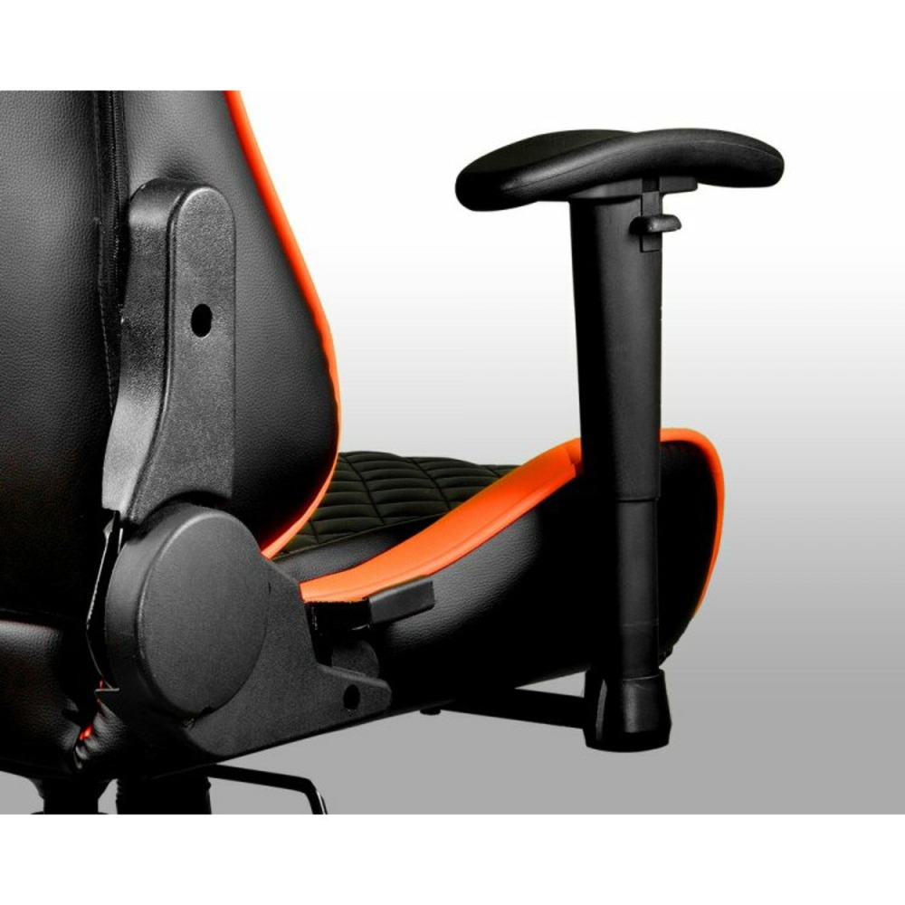 Cougar one black orange. Кресло cougar Armor one. Cougar Armor one Black-Orange. Gaming Chair cougar Armor one Black. Cougar Armor one Размеры.